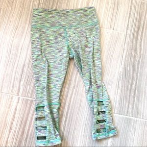 Glyder Apparel Capri workout Leggings